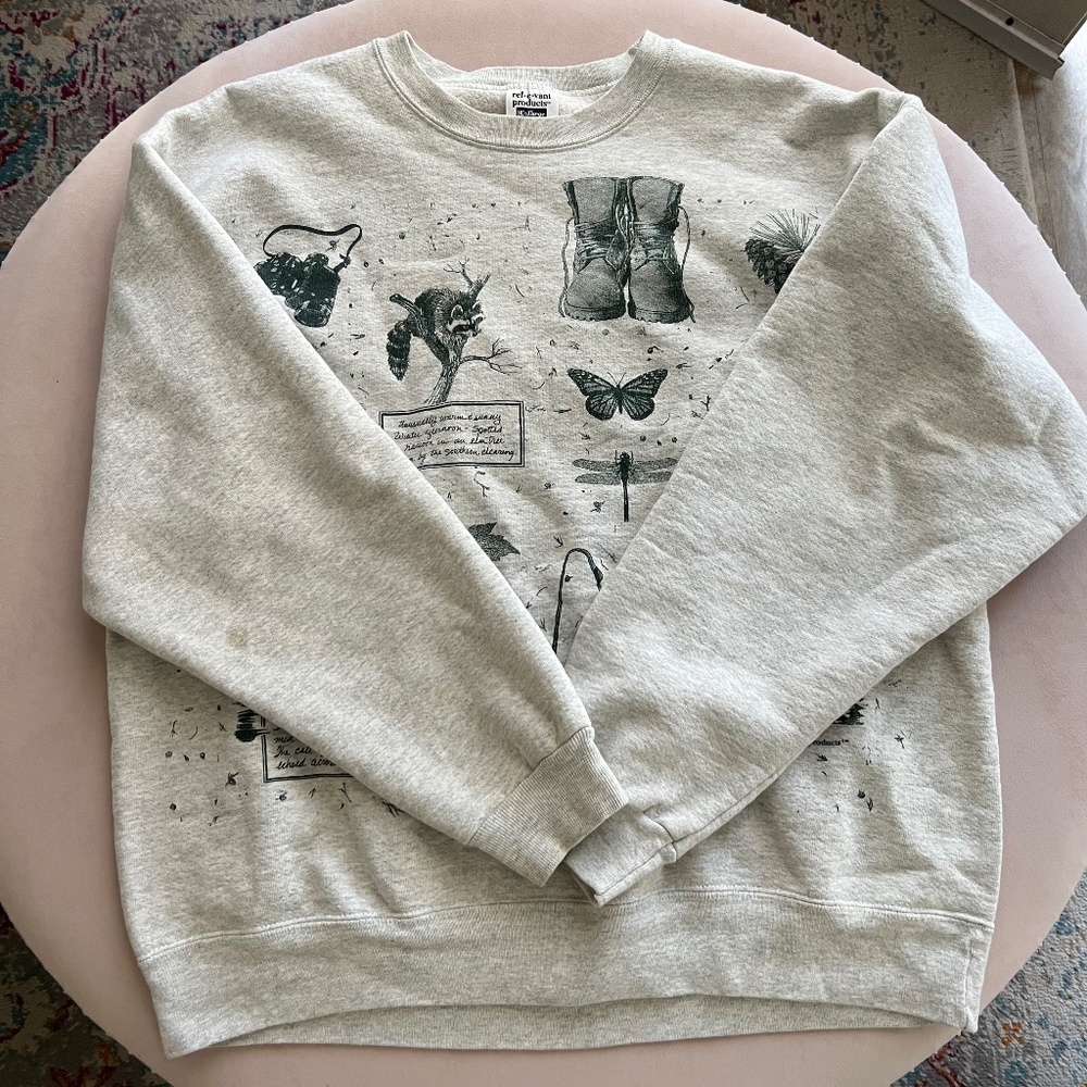 Vintage outdoor print crewneck sweatshirt